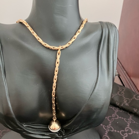 Guess Gold Drop Necklace - Picture 1 of 2